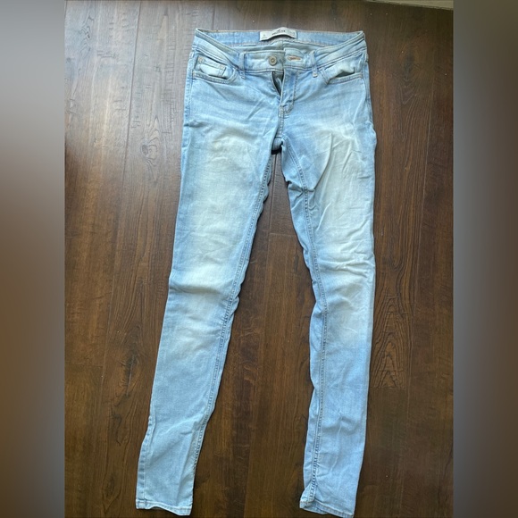 Hollister Size 3 Long Lightly Washed Pants W26 * L33 - Picture 1 of 4